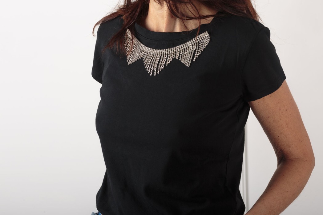 T SHIRT CASCATA STRASS